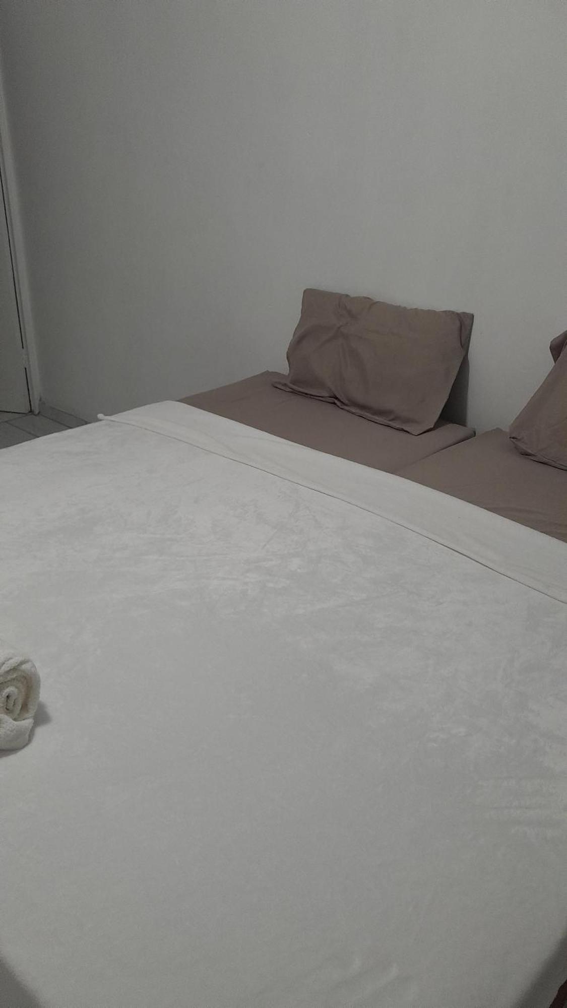 17 Driffield Road Apartment East London
